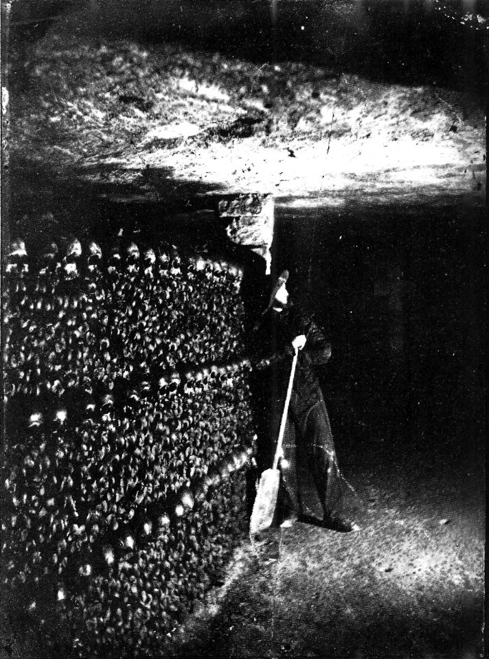 Nadar - Catacombes de Paris - NPS 91
