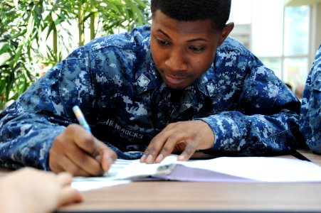 NAF Atsugi sailors conduct English practice session 120626-N-OX321-214