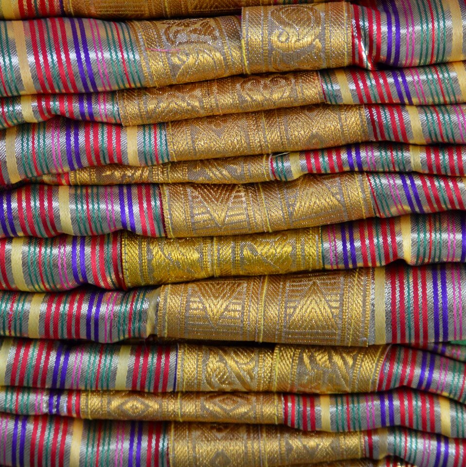 Dress structure souk