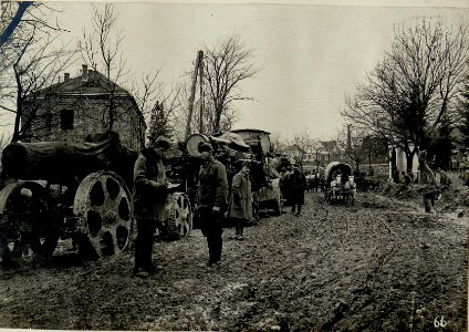Mörser auf der Strasse. Podhajce. (BildID 15521490)