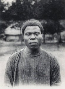 N'Doro-Type Chaké (cropped)