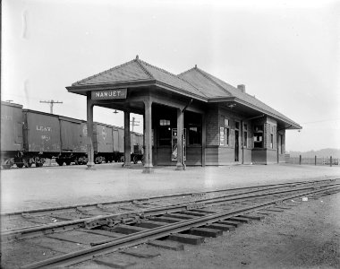 Nanuet station - Bailey photo