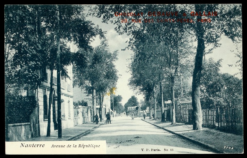 Nanterre.Avenue de la République.Carriole