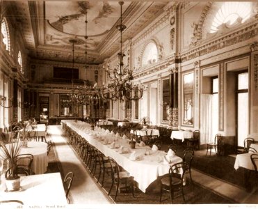 Naples, Grand Hotel, interior 1