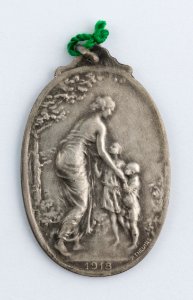 Namur - Alimentation de l'Enfance, medal by Pierre Theunis, Belgium, 1918, Coins and Medals Department of the Royal Library of Belgium, 2Lef76 - 41 (recto)