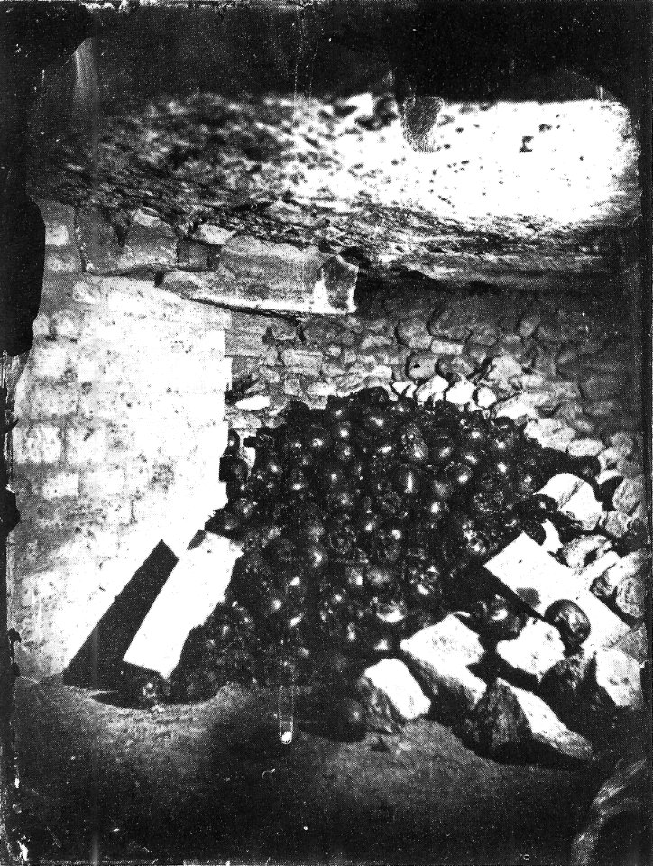 Nadar - Catacombes de Paris - NPS 32
