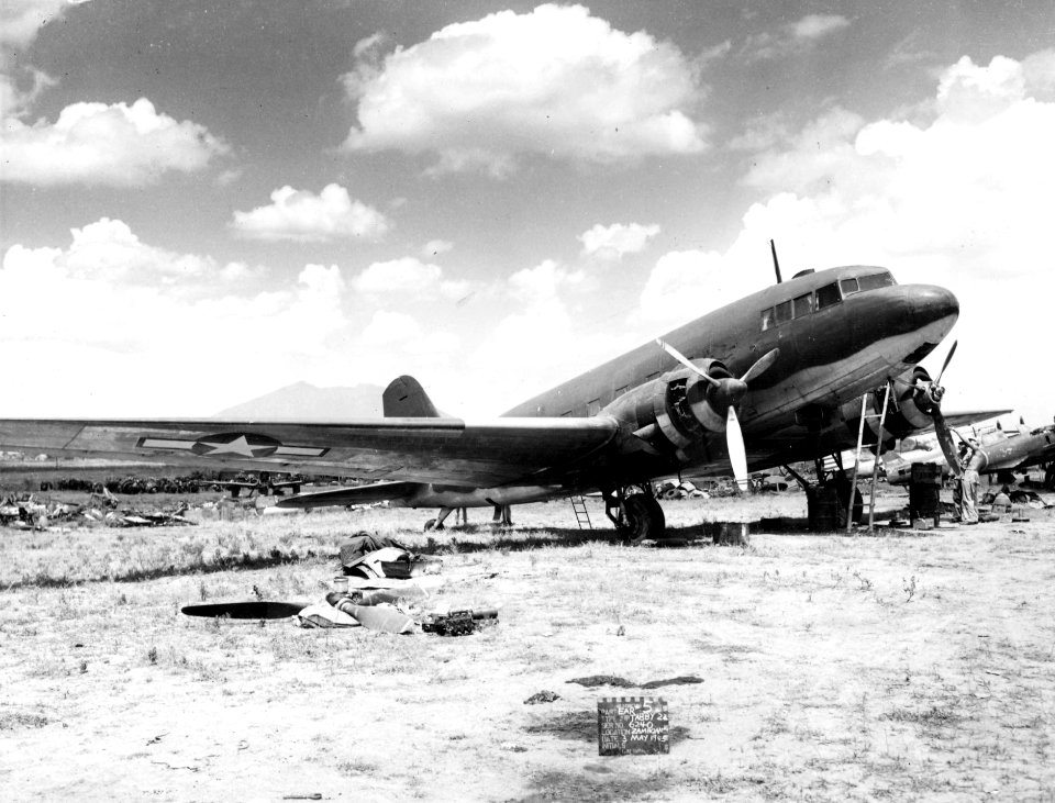 Nakajima L2D2 at Zamboanga 1945