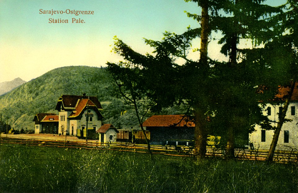 Narrow-Gauge-Railway Ostbahn Station-Pale (2)