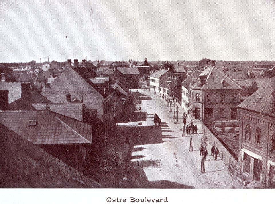 Naksk oesterboulevard