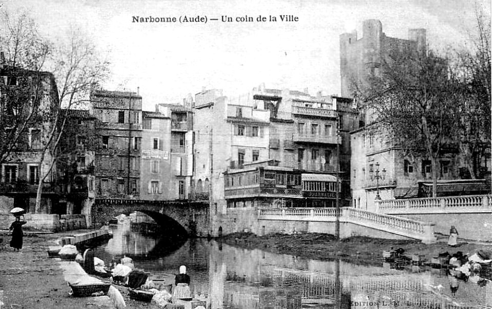Narbonne Aude postcard coin de ville