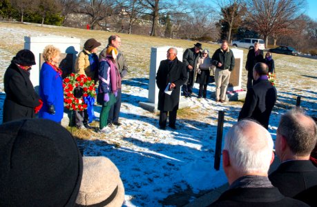 NASA Administrator speaks with families (15766601304)
