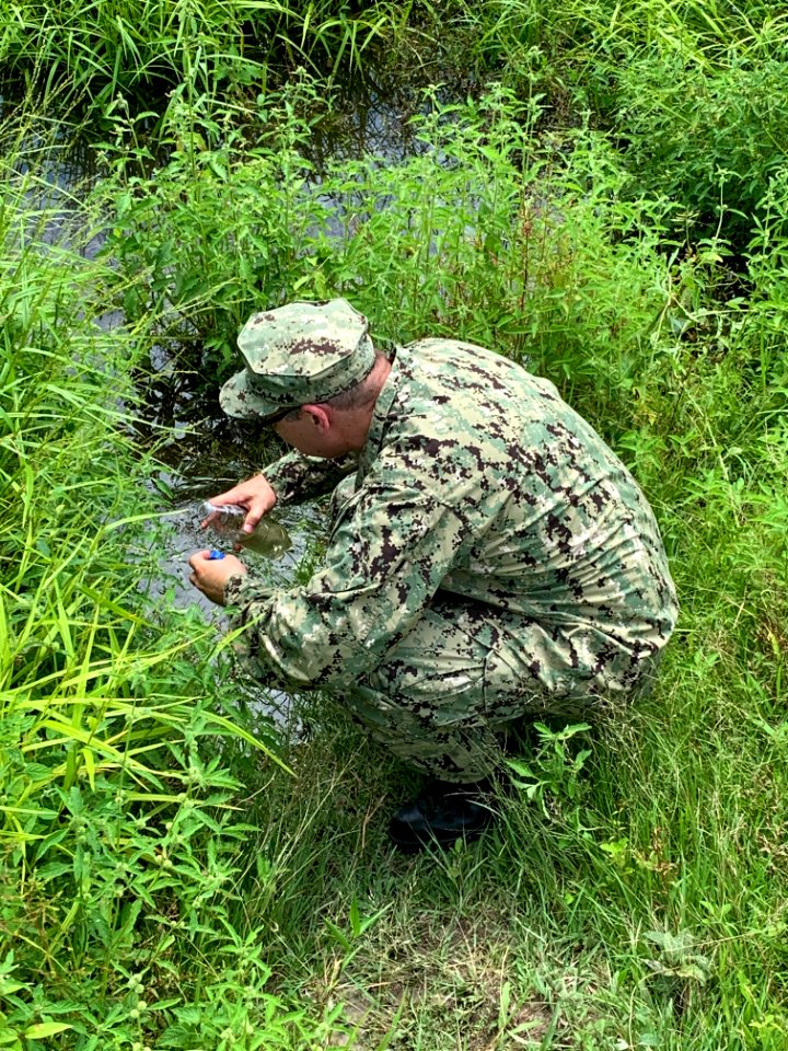 NAMRU-6 Microbiologist Embarks with Peruvian Navy Vessel along the Amazon River (200305-O-HC985-919) (50217859893)