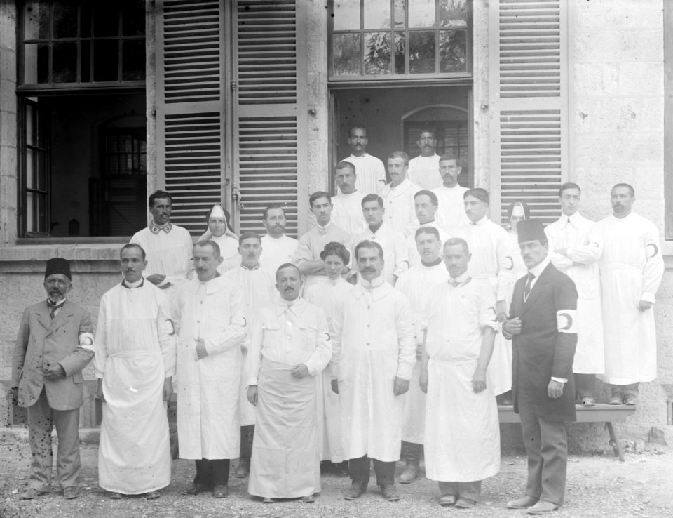 Nashat Bey and Red Crescent staff at the English Hospital, Jerusalem LOC matpc.08153 (cropped)