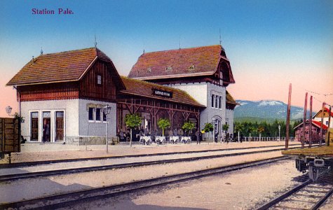 Narrow-Gauge-Railway Ostbahn Station-Pale photo