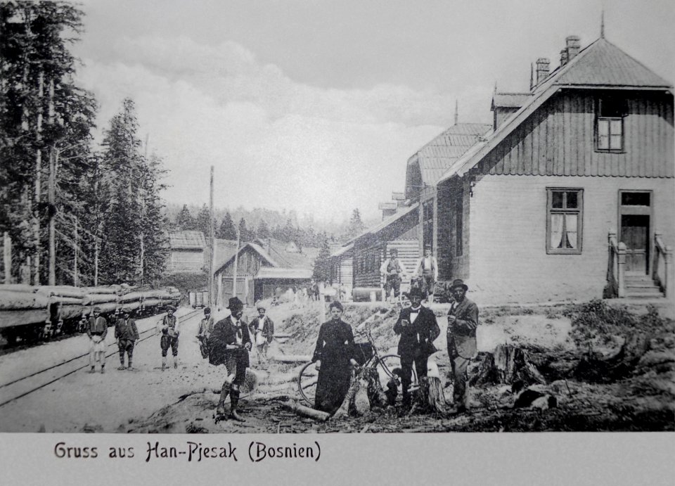 Narrow-Gauge-Railway ZOK Station-Han-Pijesak (3)