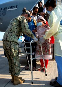 NAS Sigonella receives Afghan evacuees 210822-N-OX321-1167