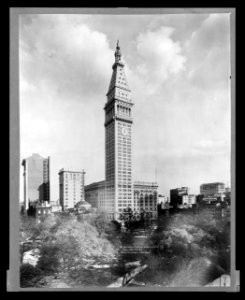 Metropolitan Life Ins. Bldg. LCCN00650138