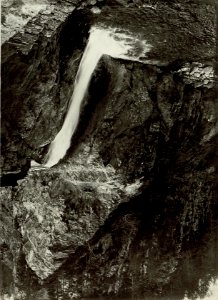 Nassfeldstraße, Wasserfall und Wehr (BildID 15463344)