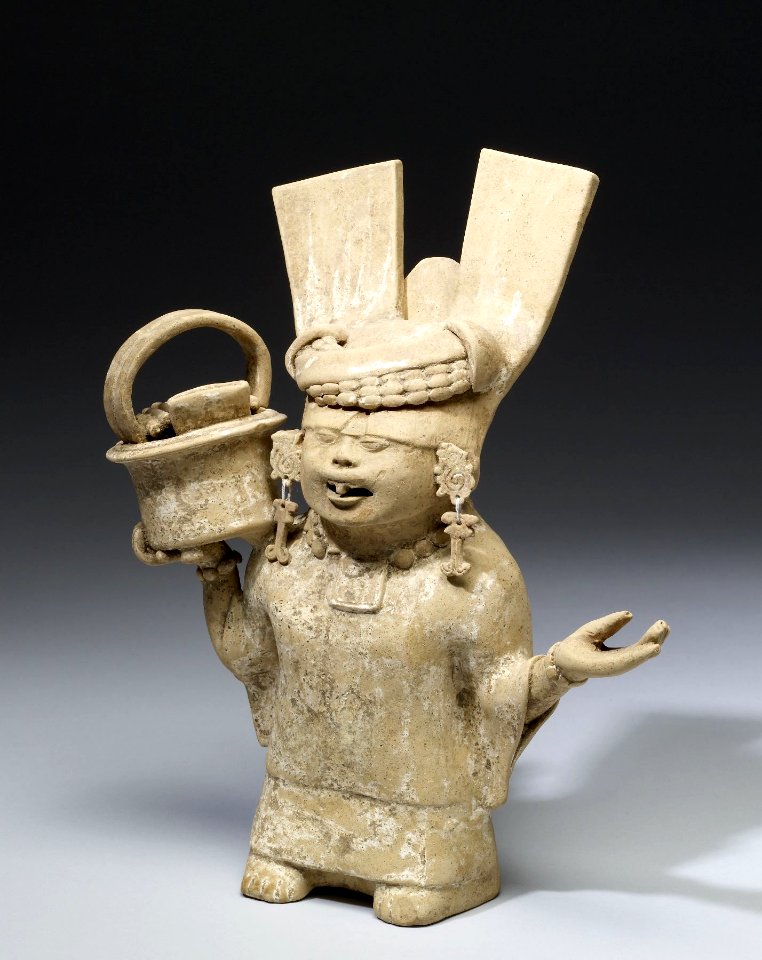 Mexican - Female Figure - Walters 20092027 - Three Quarter Left