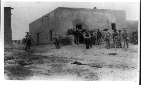 Mexico - Insurrectos, 1911- street fighting in Juarez LCCN2006690145 photo