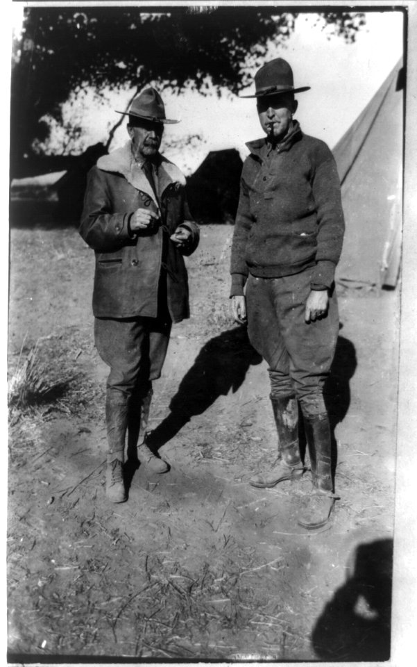 Mexico - U.S. campaign against Villa - 1916. Col. Herbert J. Slocum who was in Columbus, N.M., at the time of the Villa raid and Maj. John L. Hines LCCN2005676515