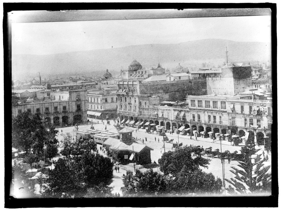 MEXICO. BIRD'S EYE VIEW OF MEXICO CITY LCCN2016863540