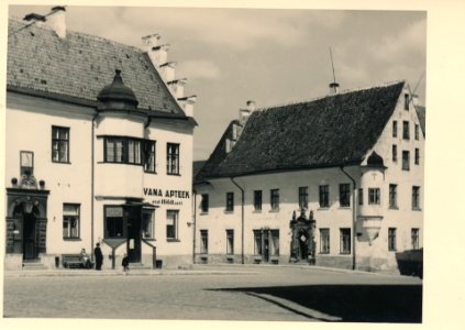 Narva raekoja plats1