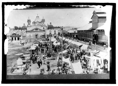 Mexico. Street market, Mexico City LCCN2016826961