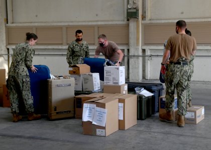 NAS Sigonella receives Afghan evacuees 210820-N-GK686-1026