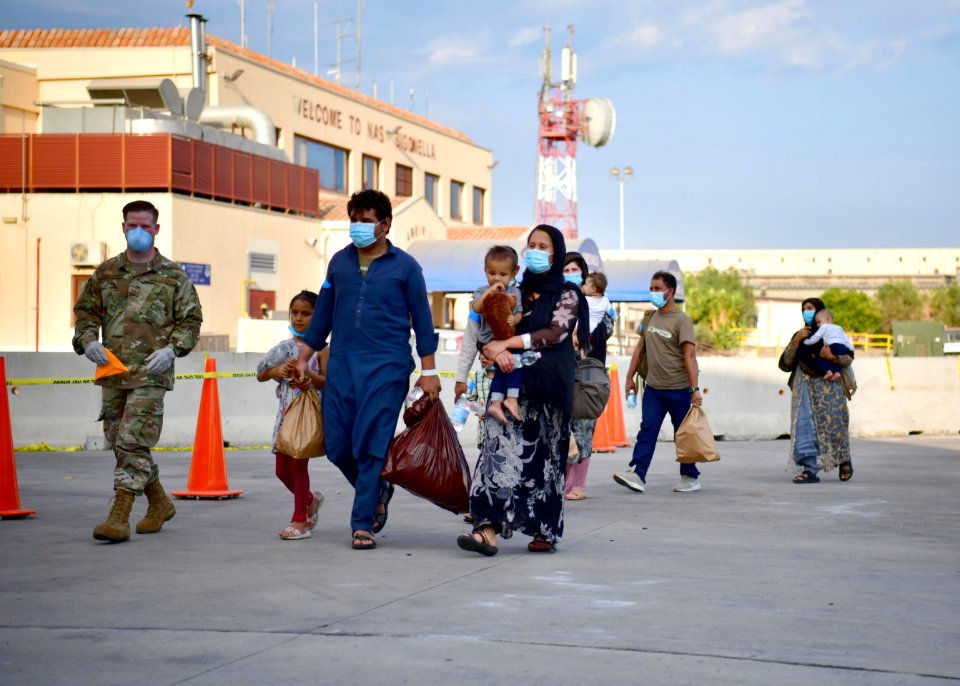 NAS Sigonella receives Afghan evacuees 210822-N-NI474-1225