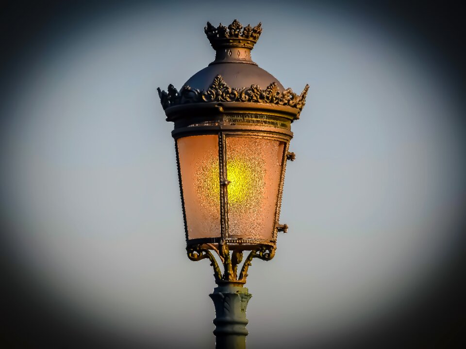 Light antique streetlight