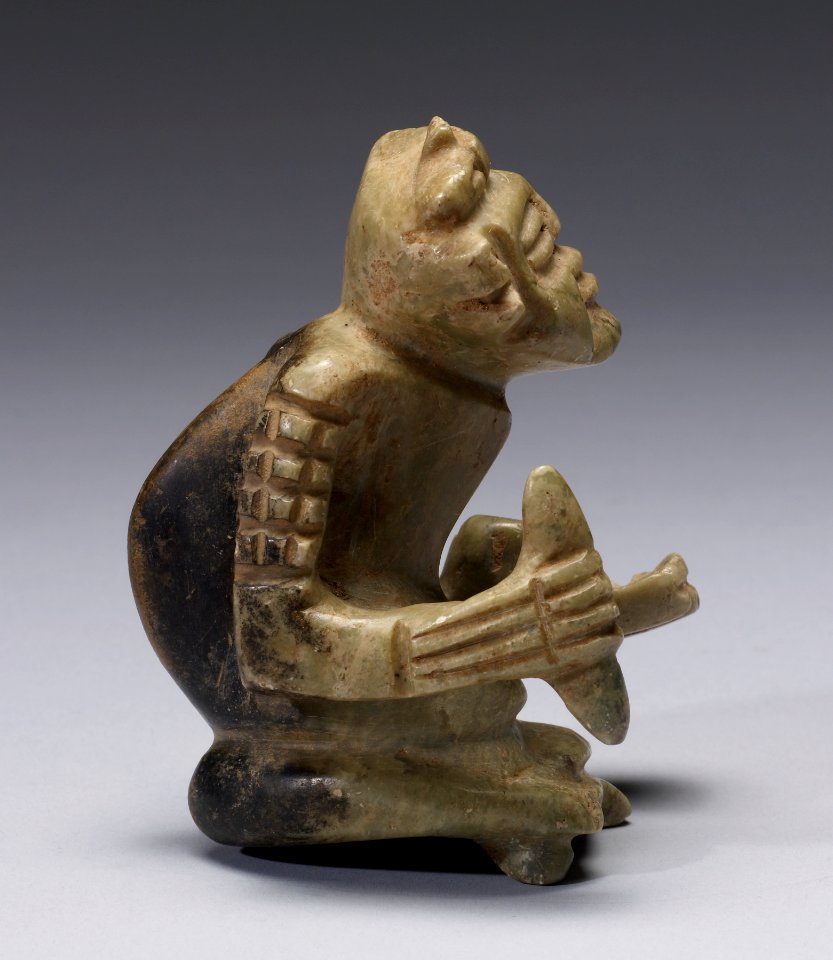 Mexican - Hunchback Figure - Walters 295 - Right