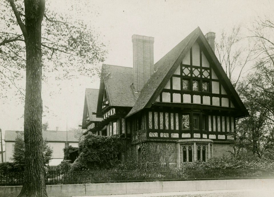 Nathan G. Moore House, Oak Park, Illinois, early 20th century (NBY 922)
