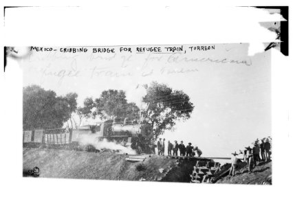 Mexico - cribbing bridge for refugee train, Torreon LCCN2014690196