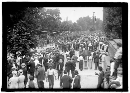 National Guard preparing to leave for Camp Ordway, Va., 1916 LCCN2016851158