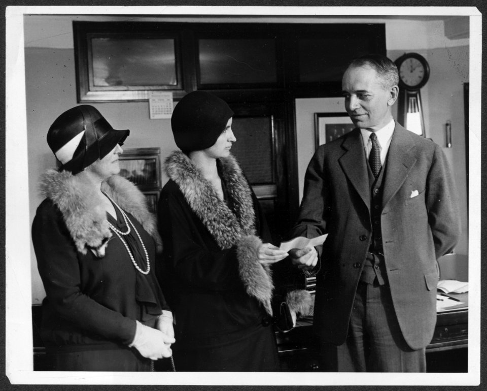 National Woman's Party Headquarters is Sold to United States 276051v