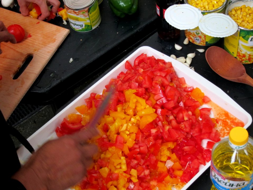 Native American Chefs Explore American Roots of Ukrainian Cuisine at the Honchar museum, May 23, 2013 (8878240122)