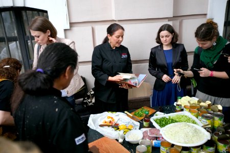 Native American Chefs Explore American Roots of Ukrainian Cuisine at the Honchar museum, May 23, 2013 (8878293155)