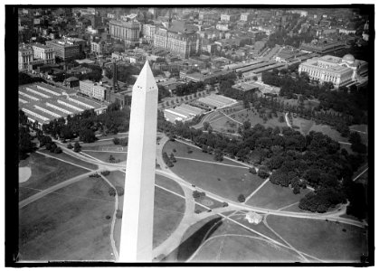 NATIONAL MUSEUM, NEW. AIR VIEW. AT REAR LCCN2016870081