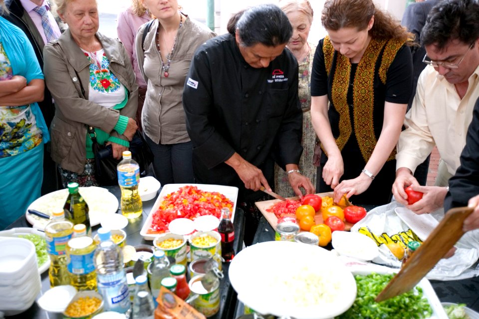 Native American Chefs Explore American Roots of Ukrainian Cuisine at the Honchar museum, May 23, 2013 (8878292801)