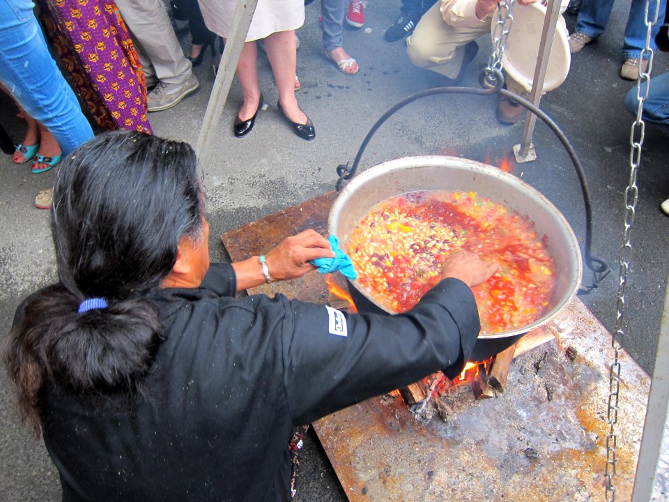 Native American Chefs Explore American Roots of Ukrainian Cuisine at the Honchar museum, May 23, 2013 (8878238514)
