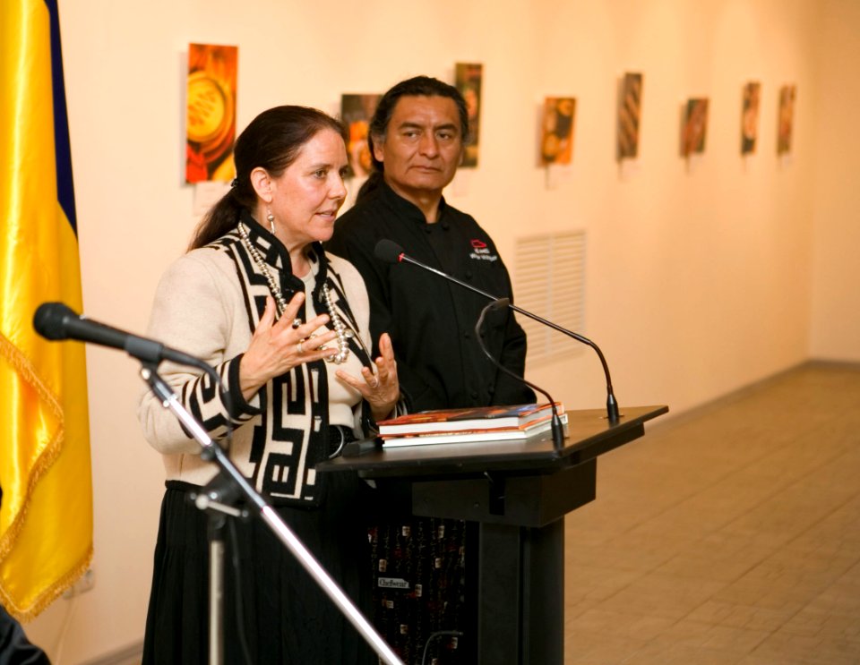Native American Chefs Explore American Roots of Ukrainian Cuisine at the Honchar museum, May 23, 2013 (8878287793)