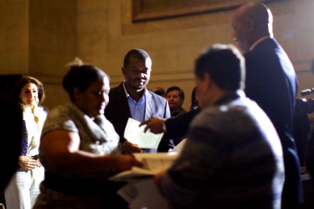 Naturalization Ceremony (11450894555)