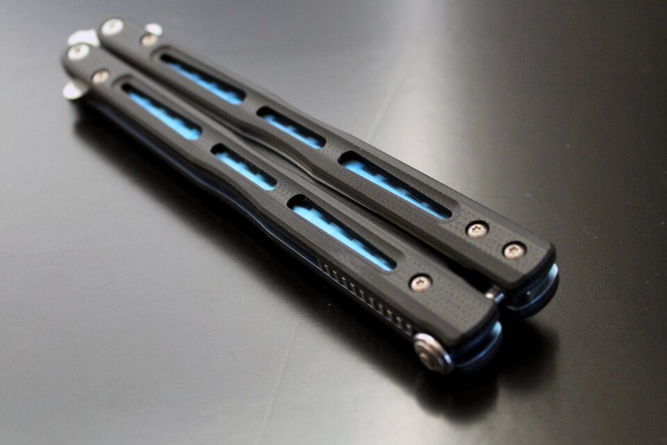 Balisong cold weapon gray butterfly