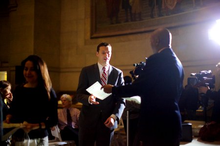 Naturalization Ceremony (11450941544)