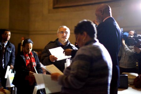 Naturalization Ceremony (11450950394)