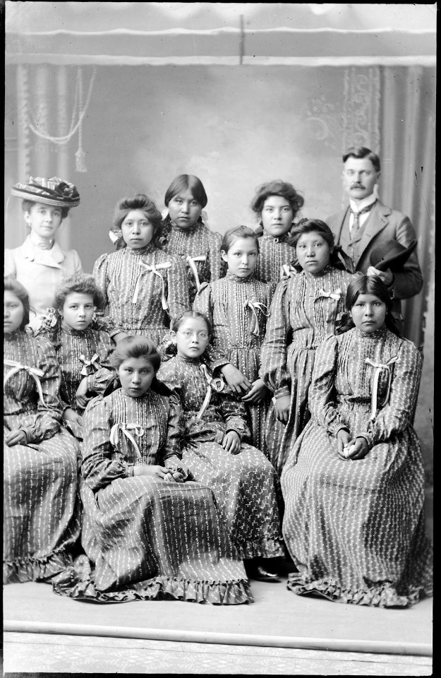 Native Americans from Southeastern Idaho - NARA - 519336