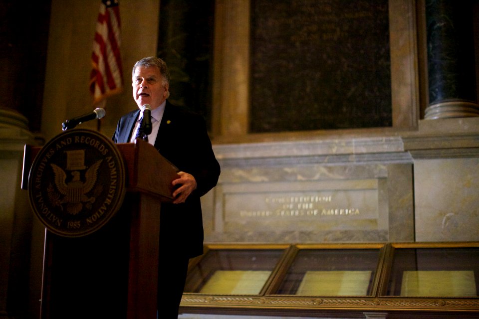 Naturalization Ceremony (11451019506)