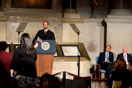 Naturalization Ceremony (23412201199)