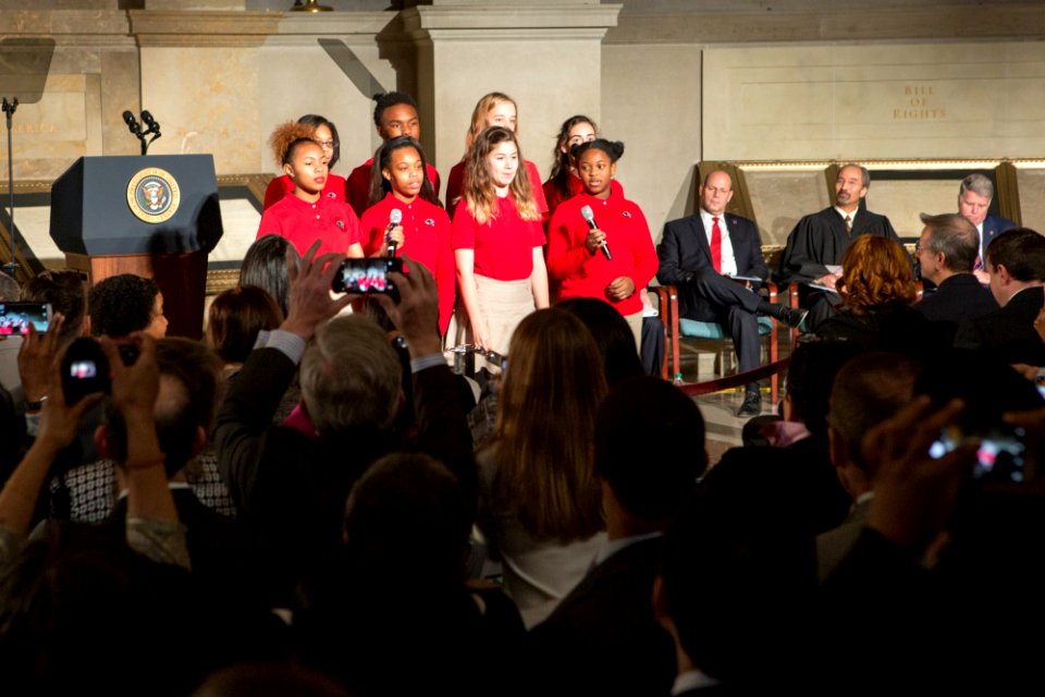 Naturalization Ceremony (23412208519)